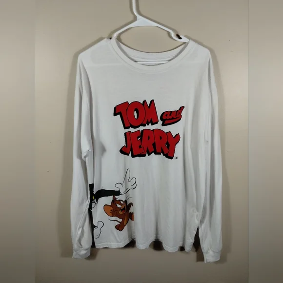 Hanna Barbera Tom and Jerry Chase Long Sleeve T-Shirt Size Large Double Sided - Picture 2 of 15